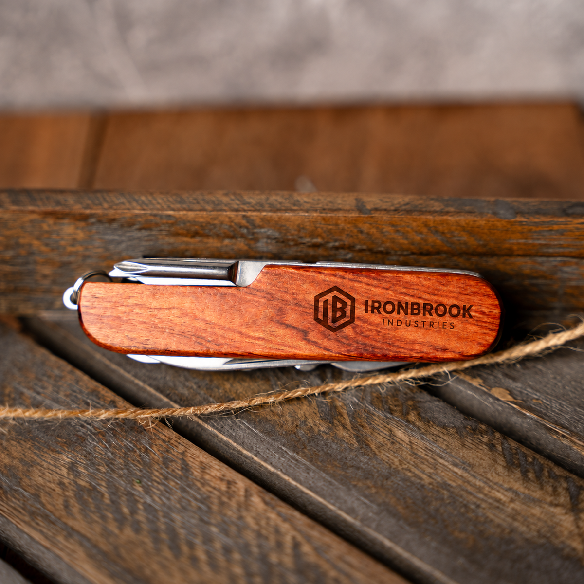 Multi-Tool Pocket Knife - Compact Stainless Steel for Camping